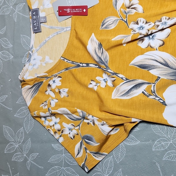 Lauren Petites Top - Picture 4 of 8